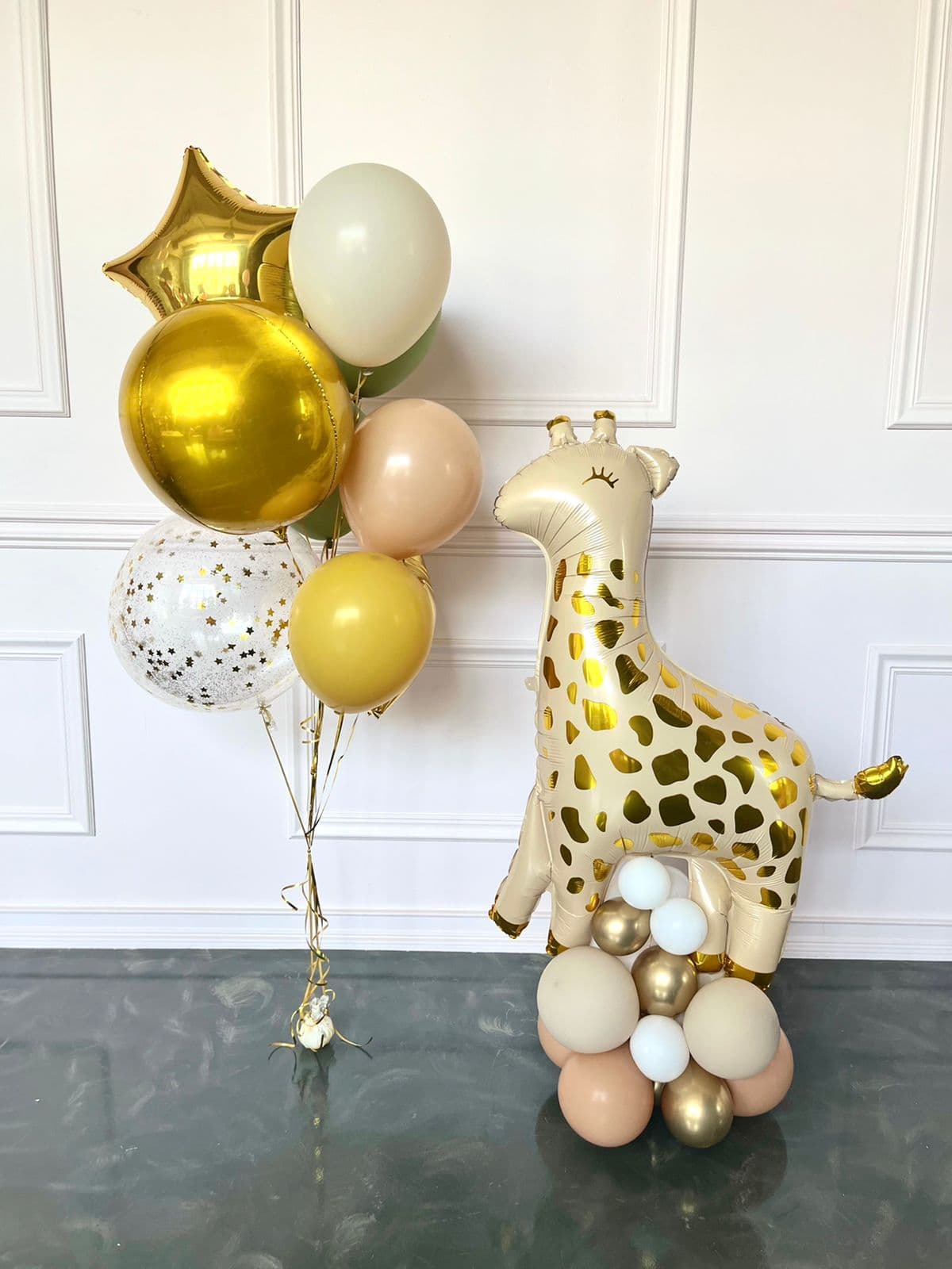 Композиция из шаров "Жираф"