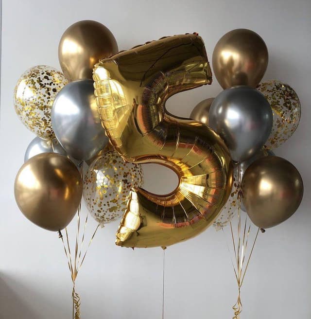 Композиция из шаров "Золотой стандарт" Композиция из шаров "Золотой стандарт"