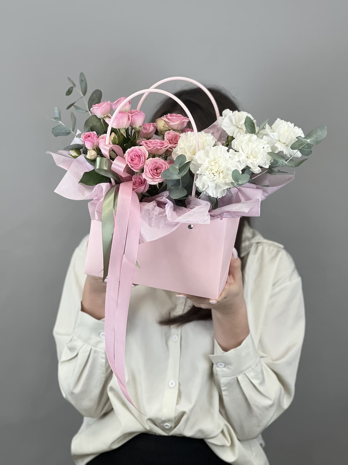 Нежная композиция "Клубника со сливками"