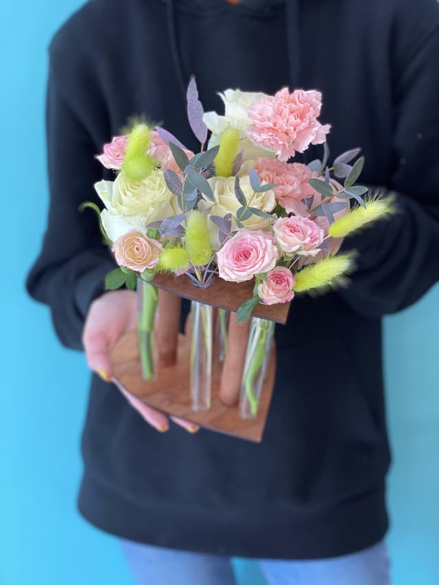 Композиция в пробирках "Нежный рассвет" Композиция в пробирках "Нежный рассвет"