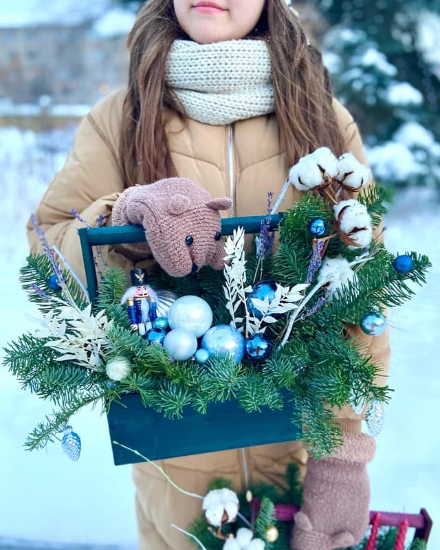 Композиция в ящике "Сияние" Композиция в ящике "Сияние"