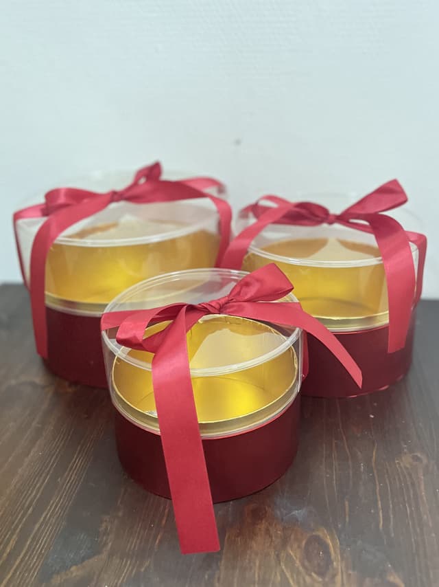 Коробка с прозрачной крышкой, красная, 18 x h14 см Коробка с прозрачной крышкой, красная, 18 x h14 см