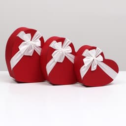 Коробка Сердце  с бантом  23 х 20 х 10,5 см