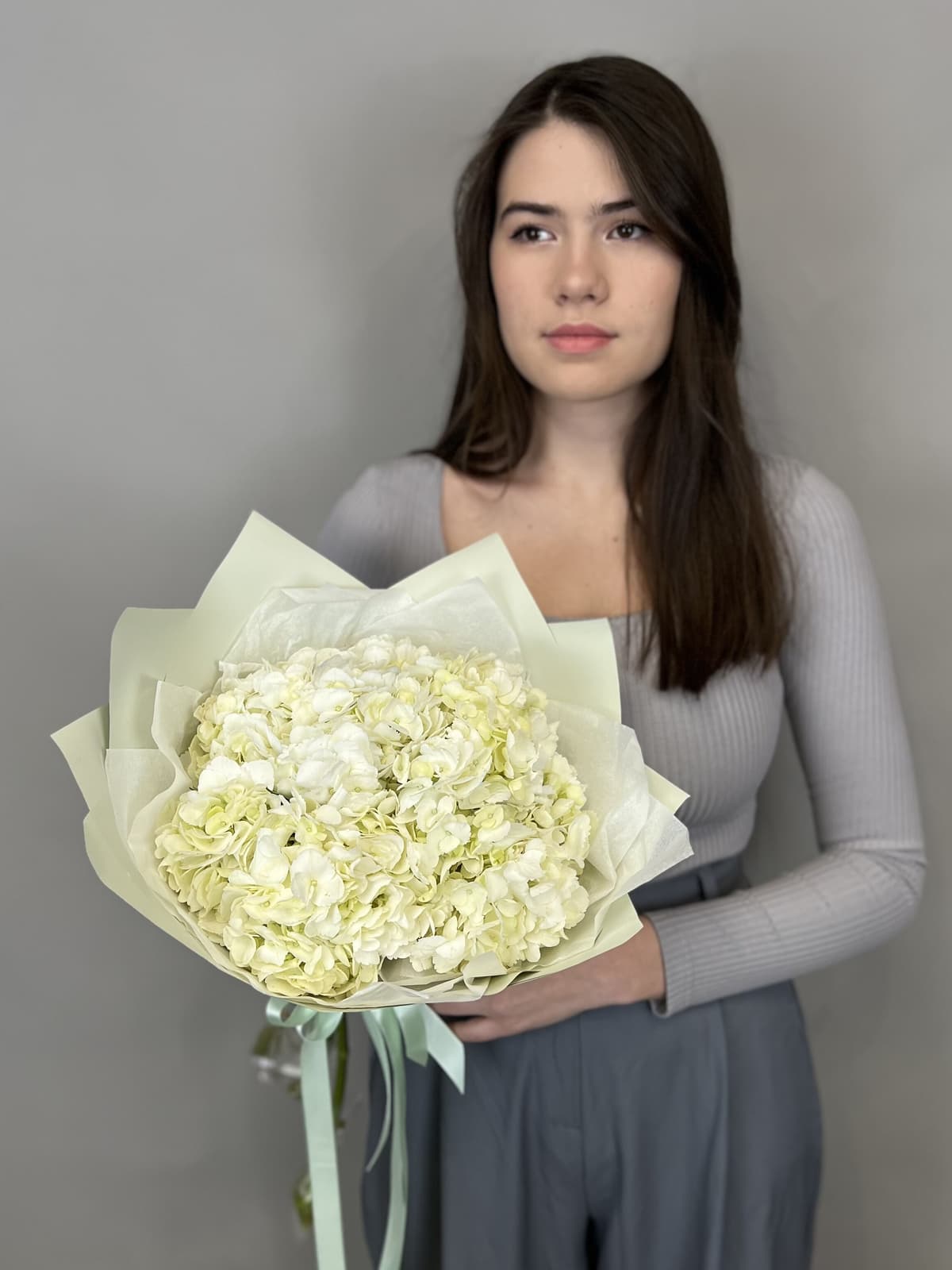 МЕГА АКЦИЯ Букет из 3 белых гортензий