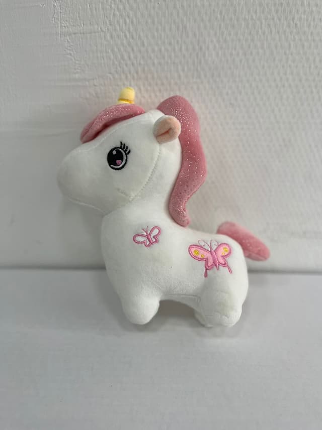 Мягкая игрушка "Единорог с бабочками" , белая 20 см Мягкая игрушка "Единорог с бабочками" , белая 20 см