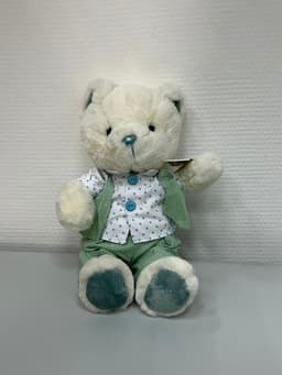 Мягкая игрушка «Мишка в жилете» зеленый 23 см