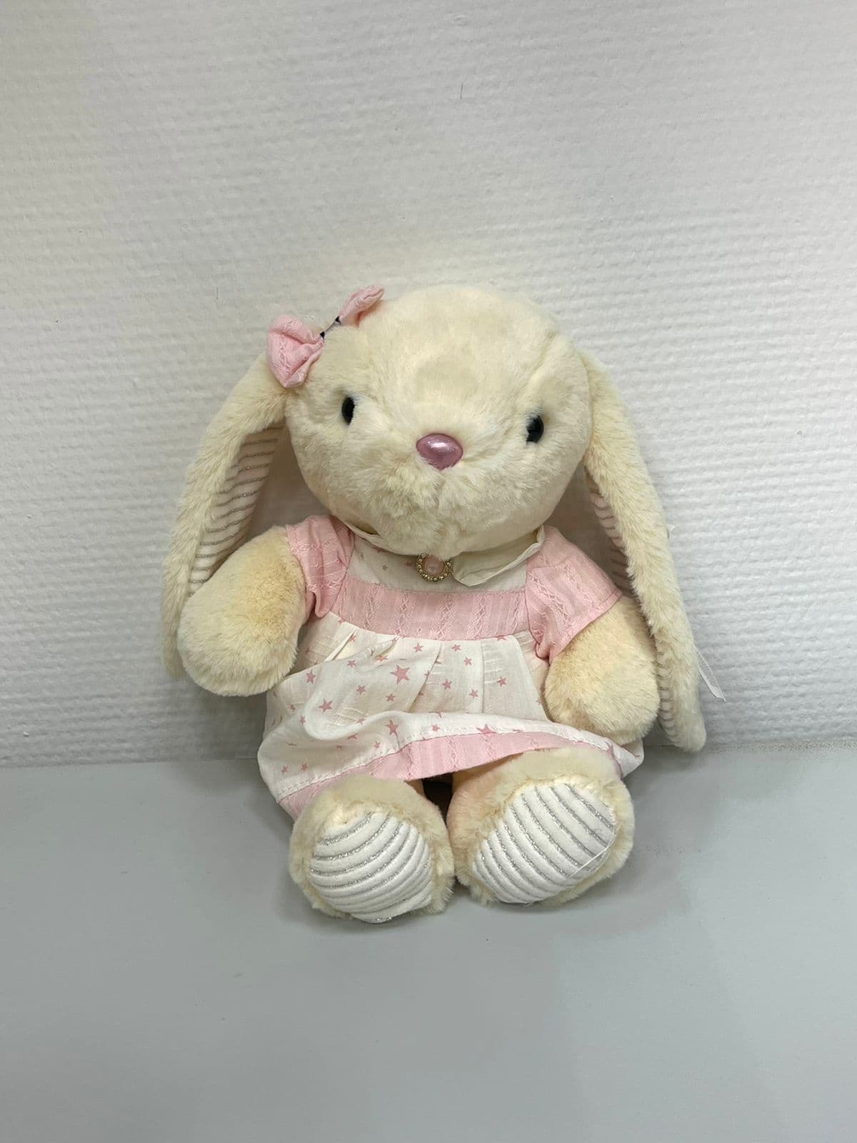 Мягкая игрушка «Зайчик с бантиком» розовая 22 см