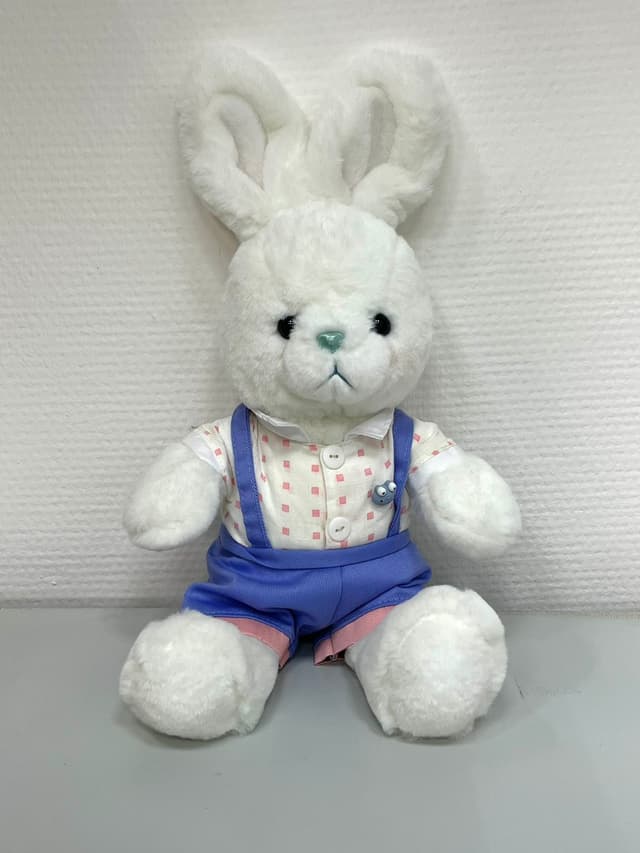Мягкая игрушка «Зайчик в рубашке» 22 см Мягкая игрушка «Зайчик в рубашке» 22 см