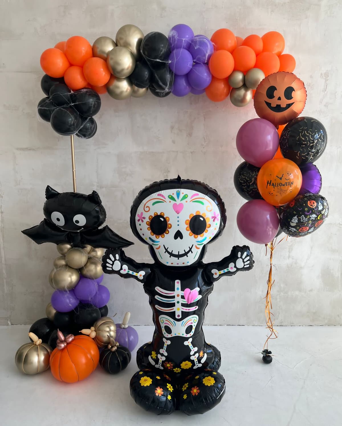 Оформление из шаров «День мертвых»