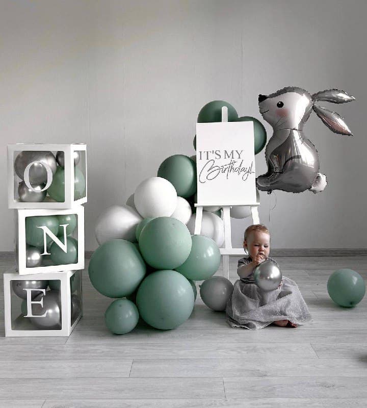 Оформление из шаров «Первый день рождения»