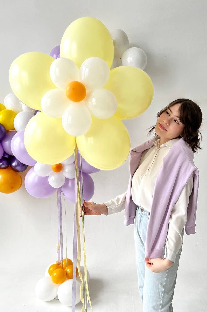 Оформление из шаров с воздухом «Веснааа»