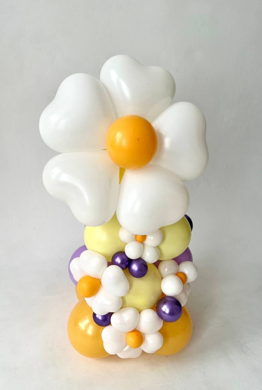 Оформление из шаров «Скоро Весна»