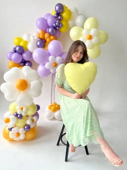 Оформление из шаров «Цветик-Семицветик»