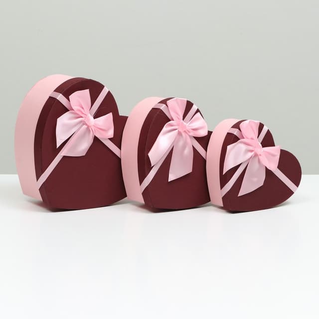 Подарочная коробка сердца, бордовый 21,5 x 20,5 x 9 см Подарочная коробка сердца, бордовый 21,5 x 20,5 x 9 см