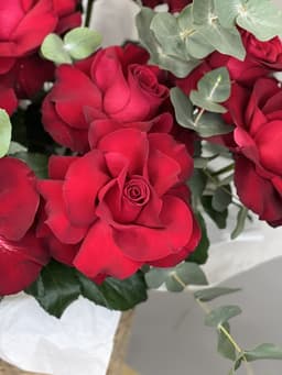 Роза вывернутая красная стандарт 50 см