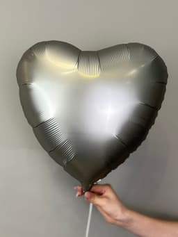 Сердца сатин 45 см серебро /ang