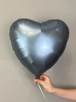Сердца сатин 45 см серые /ang