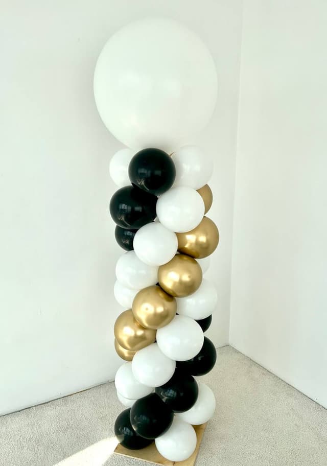 Стойка из шаров с воздухом «Большой шар» Стойка из шаров с воздухом «Большой шар»