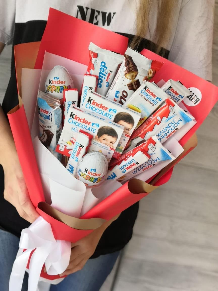 Вкусные букеты "Kinder mini girl"