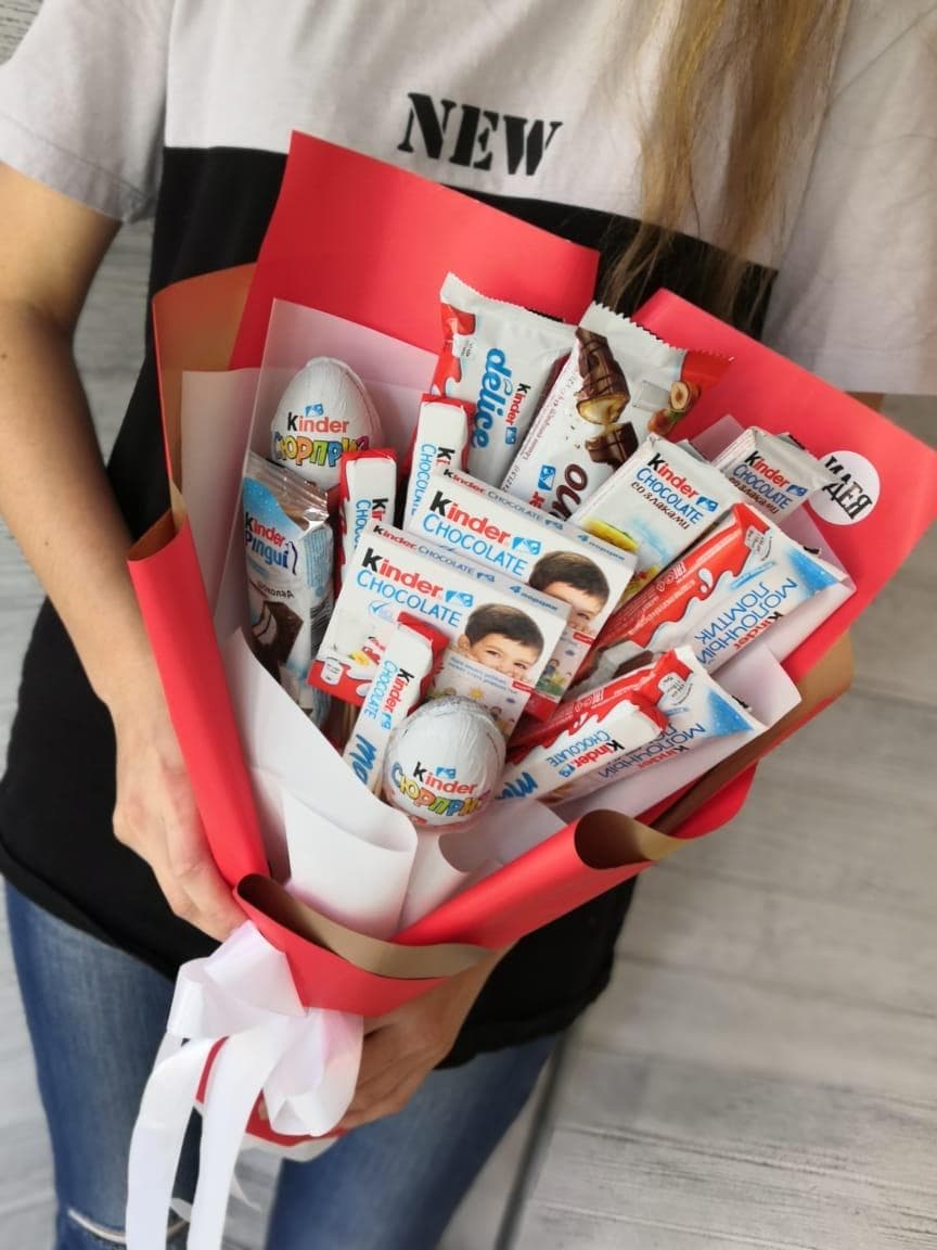 Вкусные букеты "Kinder mini girl"