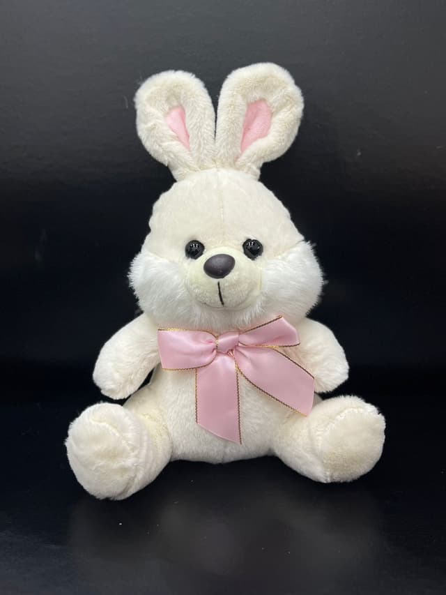 Зайчик с бантом, белый 24 см Зайчик с бантом, белый 24 см